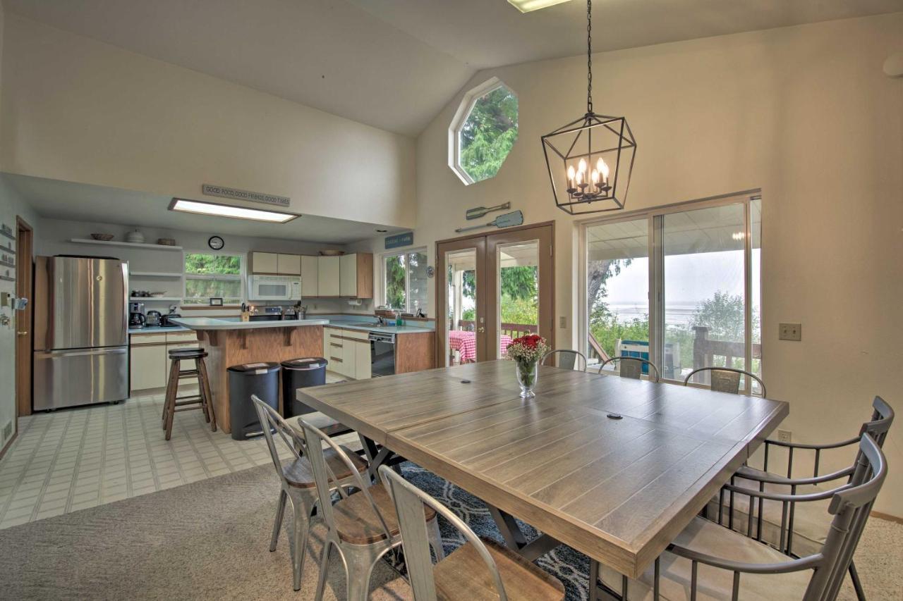 Warm Beach Hideaway With Private Beach! Stanwood Luaran gambar